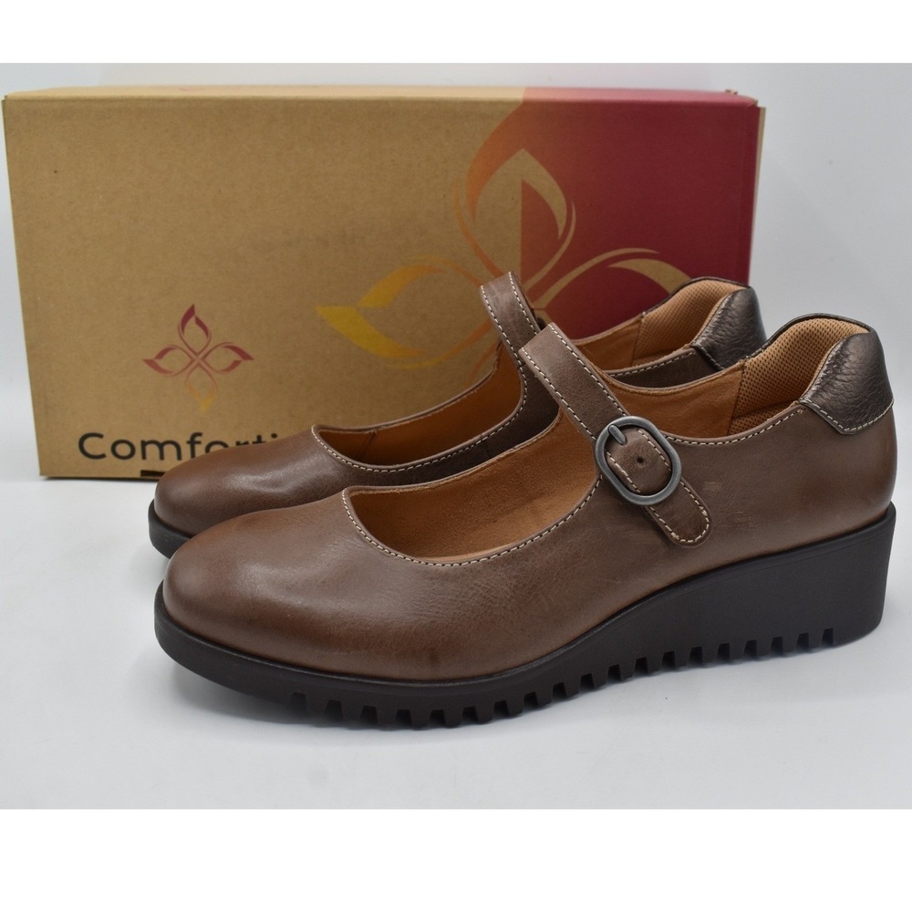 Comfortiva Debbie Mary Jane Women 8.5 Dusty Brown NEW Leather Wedge Pump Shoes